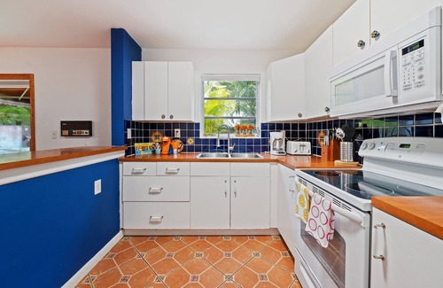 Coral Way Casa | Stylish House by Grove Central. Private Patio BBQ. 5mi Beach