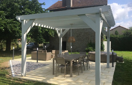 Augignac Casa | Stylish House near Lake and Beach at St Estephe