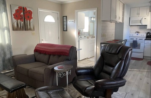 Pierre Casa | Stylish House Near Missouri River and Capitol Building