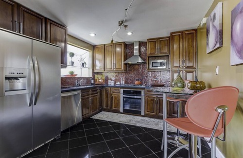 Southern Hills Casa | Elegante casa con excelente ubicación y todas las comodidades.