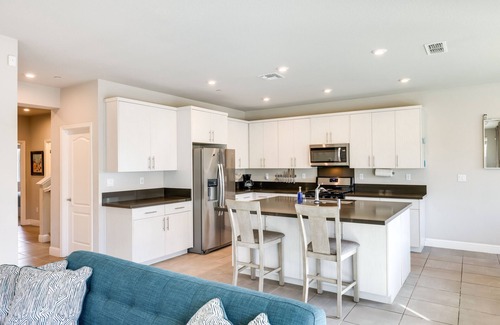 Lodi Casa | Stylish Lodi Wine Country Retreat w/ Private Patio