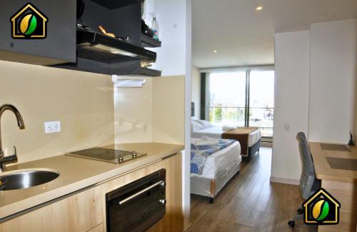 Chapinero Apartamento | Stylish Loft with Pool, Sauna & Gym 24x7, Near Zona G