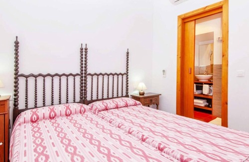 Consell Villa | Stylish natural stone finca in the country