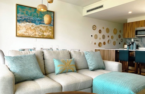 Playacar Condominio | Stylish Playacar Condos w Balcony & Pool