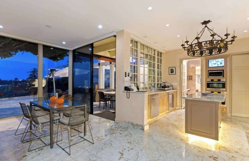 Bel Air Villa | Stylish, Private Mediterranean Bel Air View Estate