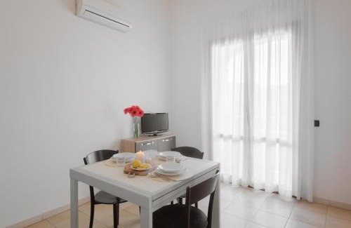 Villasimius Apartamento | Stylish Residence Le Fontane 1 BedrApt B3 sleeps 3