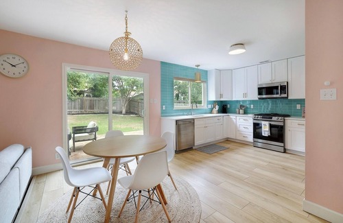 Wells Branch Casa | Stylish Retreat 10 Min to Domain/Q2 Gym &Games