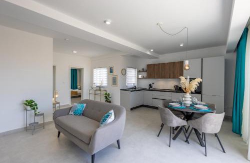 Bugibba Apartamento | Stylish Side Seaview Penthouse By Quicktrips