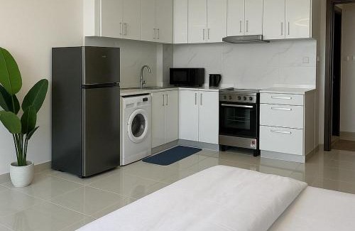 Jumeirah Village Apartamento | Stylish Studio For Two