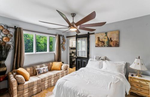 Airport Heights Community Council Casa | Stylish Studio Suite Near Downtown