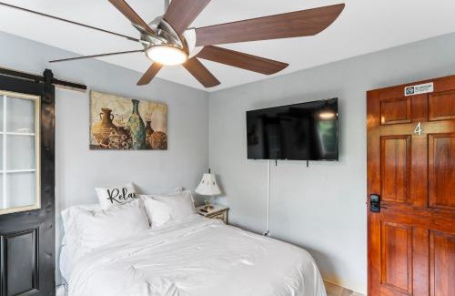 Airport Heights Community Council Casa | Stylish Studio Suite Near Downtown