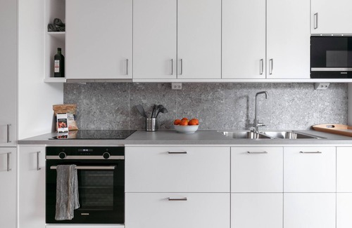 Alvsjo Apartamento | Stylish Urban Home in Stockholm