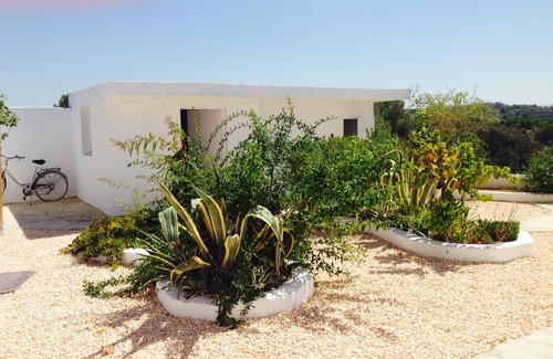 Pedralba Casa | Elegante villa con piscina privada y vistas a la montaña.