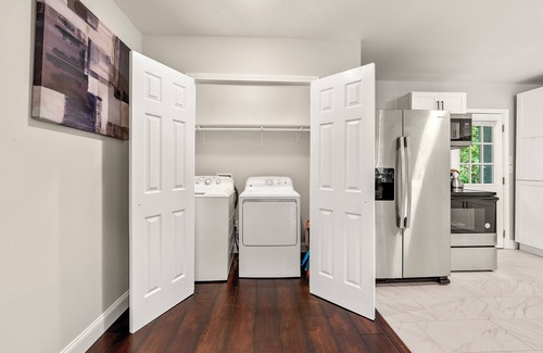 Sylvan Hills Casa | Stylish Welcoming Atlanta Getaway