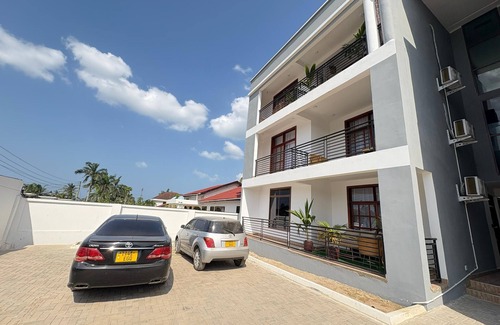 Mikocheni Apartamento | Stylist and Spacious Apartment with fast Wi-Fi, secured Parking & 24/7 Security