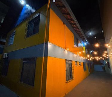 Centro Casa | Suítes Yellow House BC