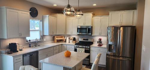 Dyer Casa | Suburban Dream House