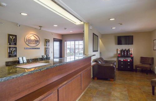 Jeffersonville - Clarksville Hotel | Suburban Studios Clarksville-Louisville North