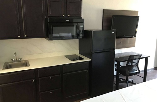 North Charleston Hotel | Suburban Studios North Charleston I-526