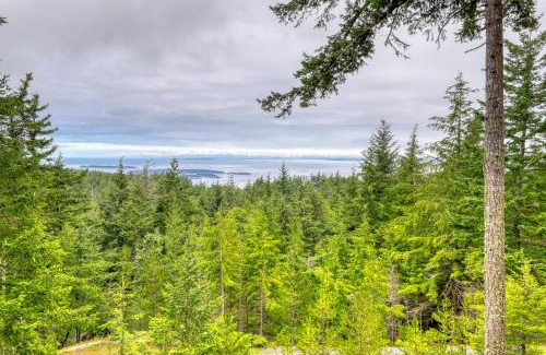 Olga Casa | Sucia Island Mountain View