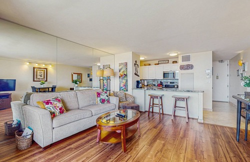 Kihei Condominio | Sugar Beach Resort Condo w/ Shared Grill, Free WiFi-Surf, Bike, Golf, More