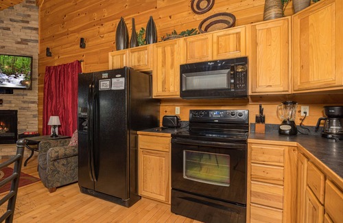 Sevierville Cabina | Sugar Shack - One Bedroom Cabin