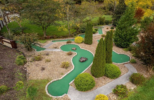 Sevierville Cabina | Sugar Shack - One Bedroom Cabin