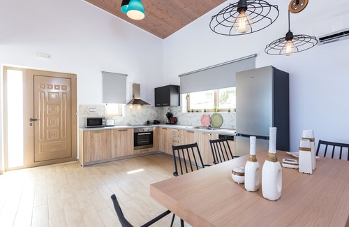 Bali Villa | Villa Sugar! ¡Villa premium, instalaciones de resort 5 *, jacuzzi y maravillosas vistas al mar!