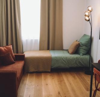 Amberg Apartamento | Suite 13 Orange Wood mit verschiedenen Schlafmöglichkeiten