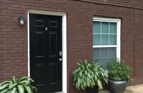 Biddleville Apartamento | Mentas de la zona alta de Charlotte