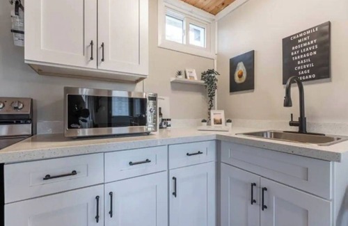 Bluewater Apartamento | Suite 5 - Relax in beautiful Bayfield - 15min from Grand Bend