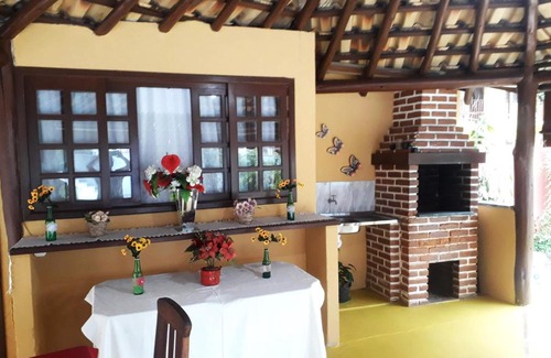 Ponte Branca Apartamento | Suite aconchegante dentro de uma pousada em Paraty