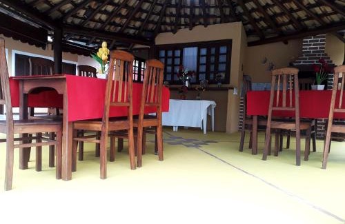 Ponte Branca Apartamento | Suite aconchegante dentro de uma pousada em Paraty