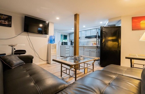 North Oyster Apartamento | Suite at Trails End Beach House