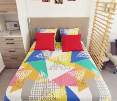 Melun Apartamento | Suite Athéna - Melun gare RER - Studio avec Balcon et parking