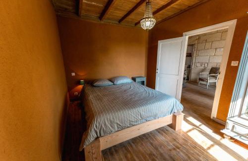Bourg-sur-Gironde Cama Y Desayuno | Suite campagnarde près Bordeaux, vue sur les vignes au Château Camponac