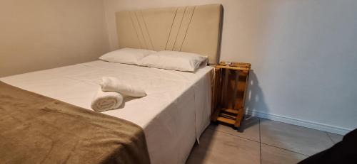 Velha Casa | SUITE COM AR e BWC PRIVATIVO POUCOS METROS OKTOBERFEST