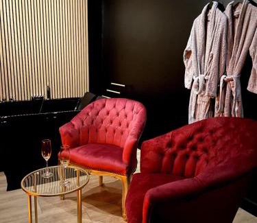 Saint-Quentin Apartamento | Suite de Luxe - Jacuzzi & Cave Secrète