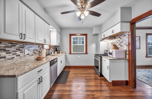 Shaker Heights Apartamento | Apartamento acogedor muy cerca de famosos Hospitales y Clínicas en Cleveland