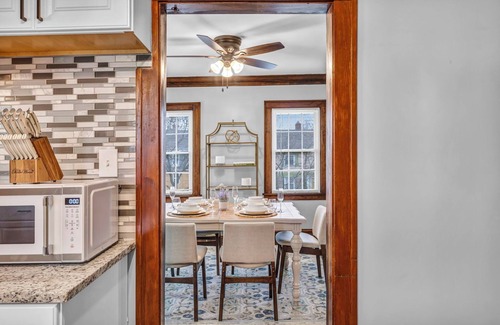 Shaker Heights Apartamento | Apartamento acogedor muy cerca de famosos Hospitales y Clínicas en Cleveland