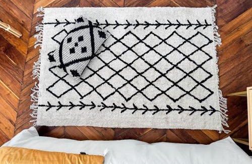 Oullins Apartamento | Suite Flamenco Check in h24 - Wifi