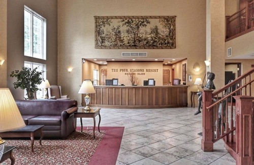 Pembine Apartamento | Suite for 3 | Getaway in Wisconsin | Golf, Pool