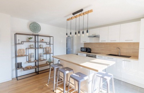 Epernay Apartamento | Suite Hair - 4 Personnes A Seulement 2 Minutes à Pied de L'avenue de Champagne !