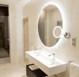 Dijon Centre Ville Apartamento | Suite Montrachet 4 personnes vue cathédrale 1 Place de parking