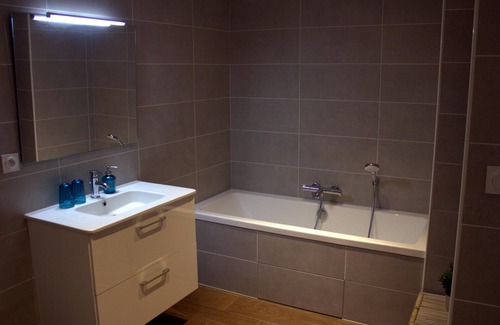 Saint-Cyr-au-Mont-d'Or Casa | Suite-Premium-Baño Privado-Vista a la Piscina-Accès Terrasse