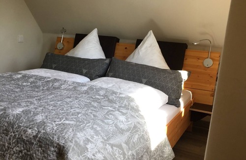 Schierstein Hotel | Suite-Baño Privado-Balcón
