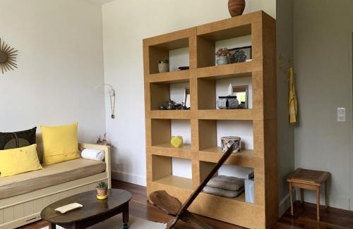 Ambares-et-Lagrave Cama Y Desayuno | Suite privative Abella - Aile de maison bourgeoise