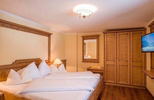 Maurach Casa | Suite Rotspitz FS - Hotel-Pension Rotspitz*** and breakfast hotel