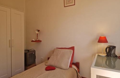 Labouheyre Casa | Suite Verte- wifi - gare- tennis- 2 chambres- chemin de saint jacques
