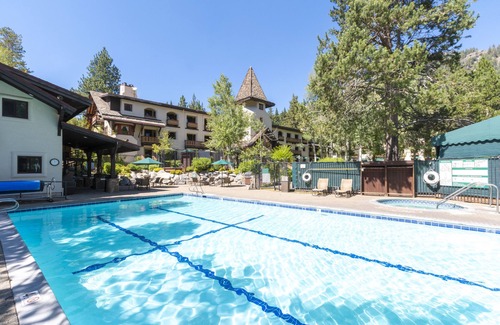 Olympic Valley Hotel | Suite w/Balcony, Parking, Outdoor Pool & Kitchen!